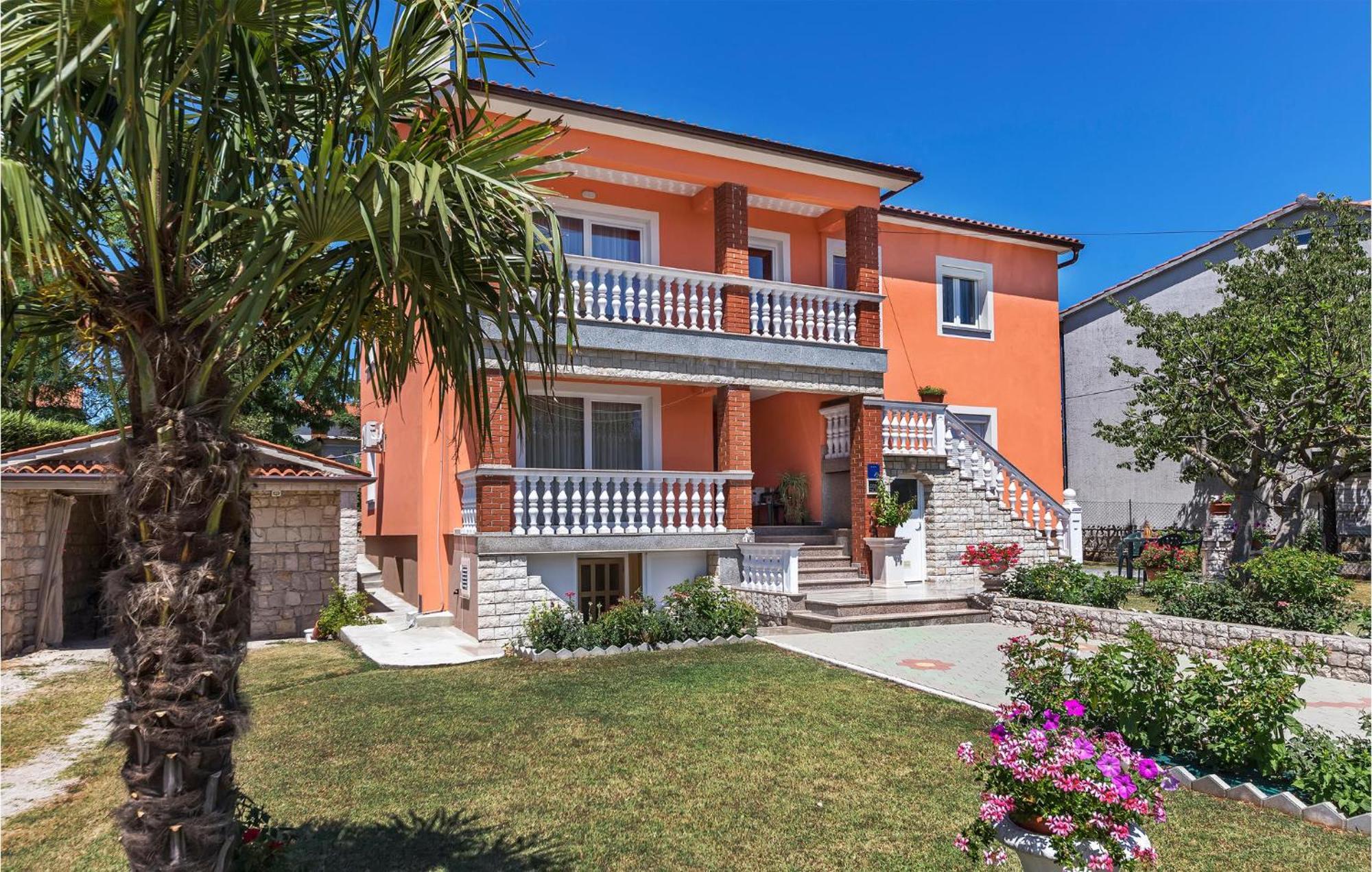 2 Bedroom Lovely Apartment In Labin Labin  Exterior photo